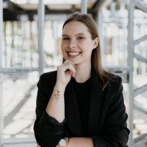 Dinara Fank